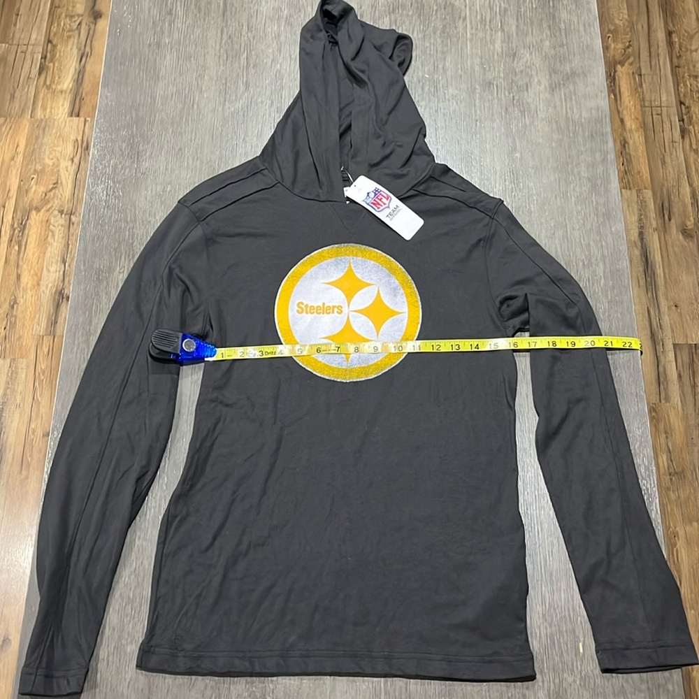 NFL Steelers activewear men’s hoodie dark grey new with tags!